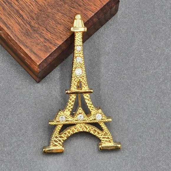 Eiffel Tower Gold Tone Rhinestone Brooch Pin 2.5" Parisian Landmark Modernist - Picture 1 of 6